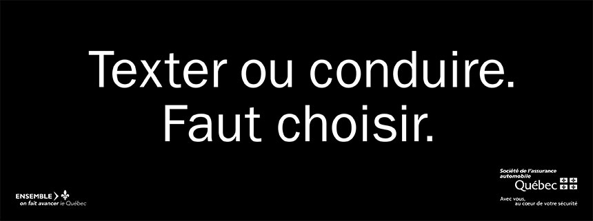Folding billboard:«Texter ou conduire. Faut choisir»